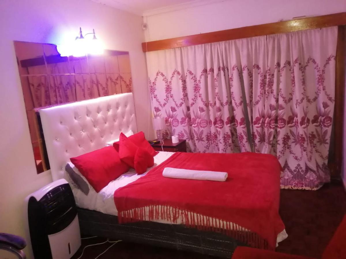 Salama Lodge Milnerton เคปทาวน์ ภายนอก รูปภาพ